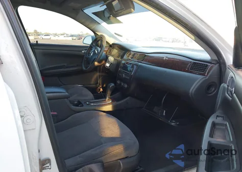 2013 Chevrolet Impala Ls z USA, uszkodzony, nr VIN 2G1WF5E3XD1242595